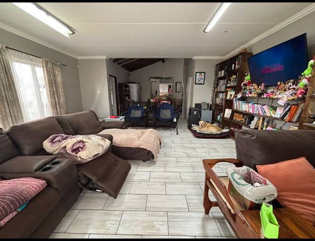 3 BEDROOM HOUSE FOR SALE IN BRACKENDOWNS